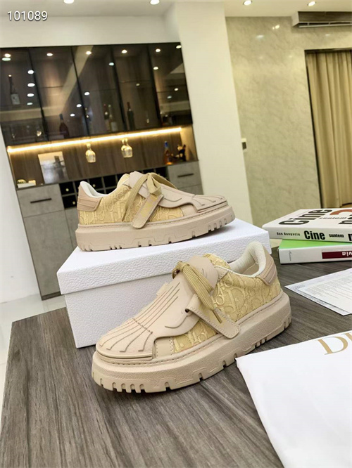 Dior Shoes-M-693