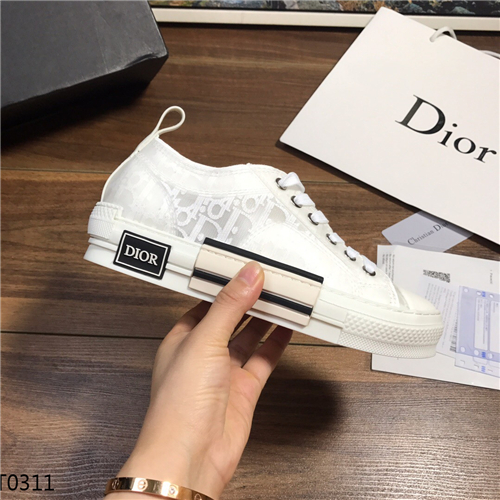 Dior Shoes-M-079