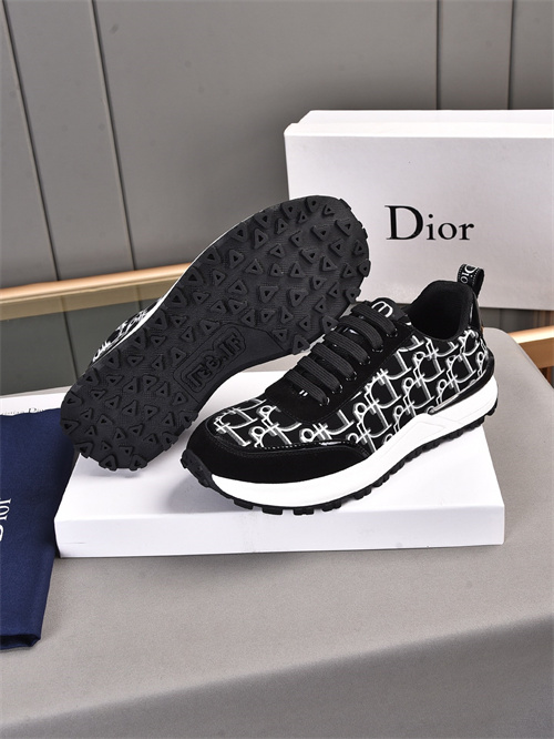 Dior Shoes-M-870