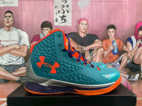 UA Curry one-M-0004