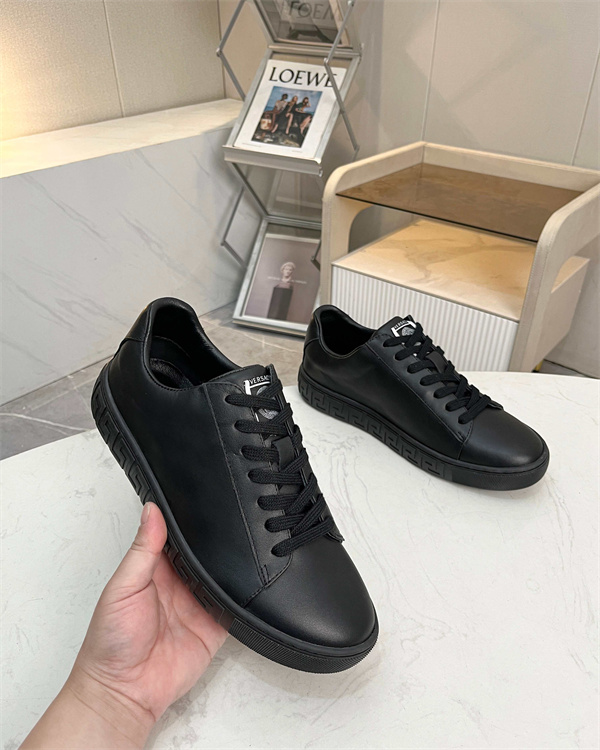 Versace(AAA)Shoes-W-0097