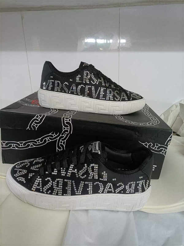 Versace(AAA)Shoes-W-0009